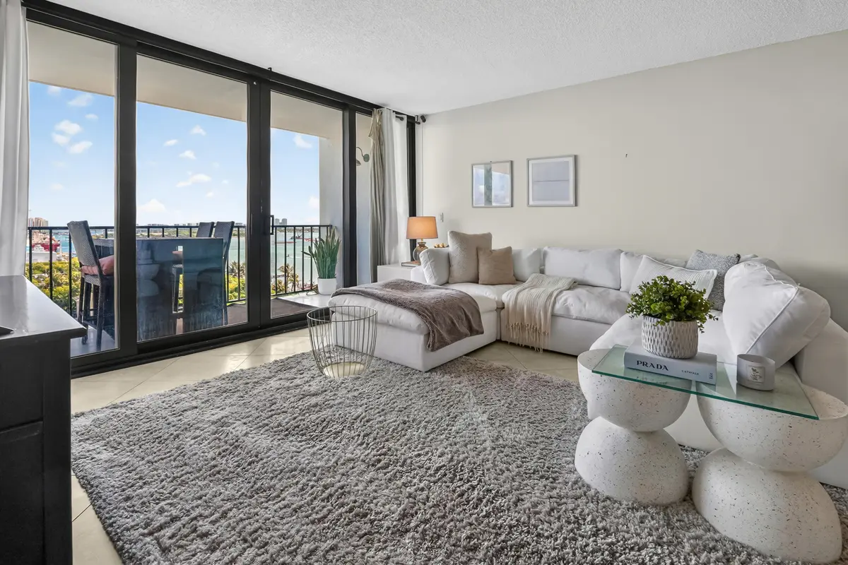 11 Living room 04 at 5600 N Flagler Drive 1106, West Palm Beach