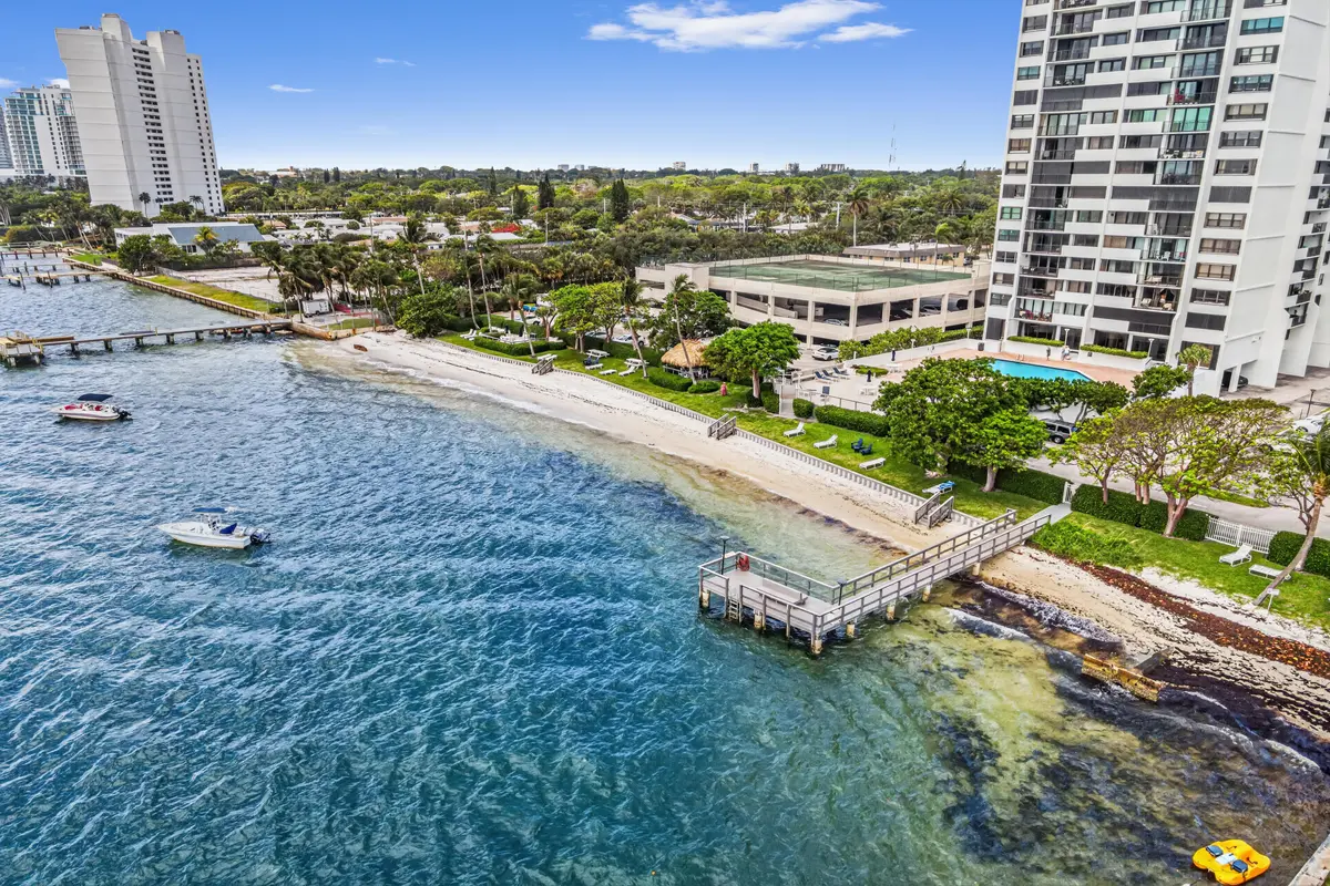 33 drone 10 at 5600 N Flagler Drive 1106, West Palm Beach