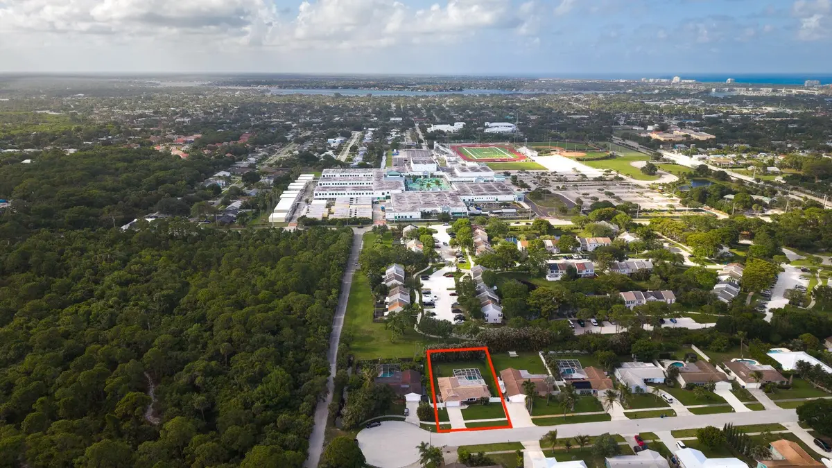 DJI_20260526173946_0247_D at 613 Oak Terrace, Jupiter