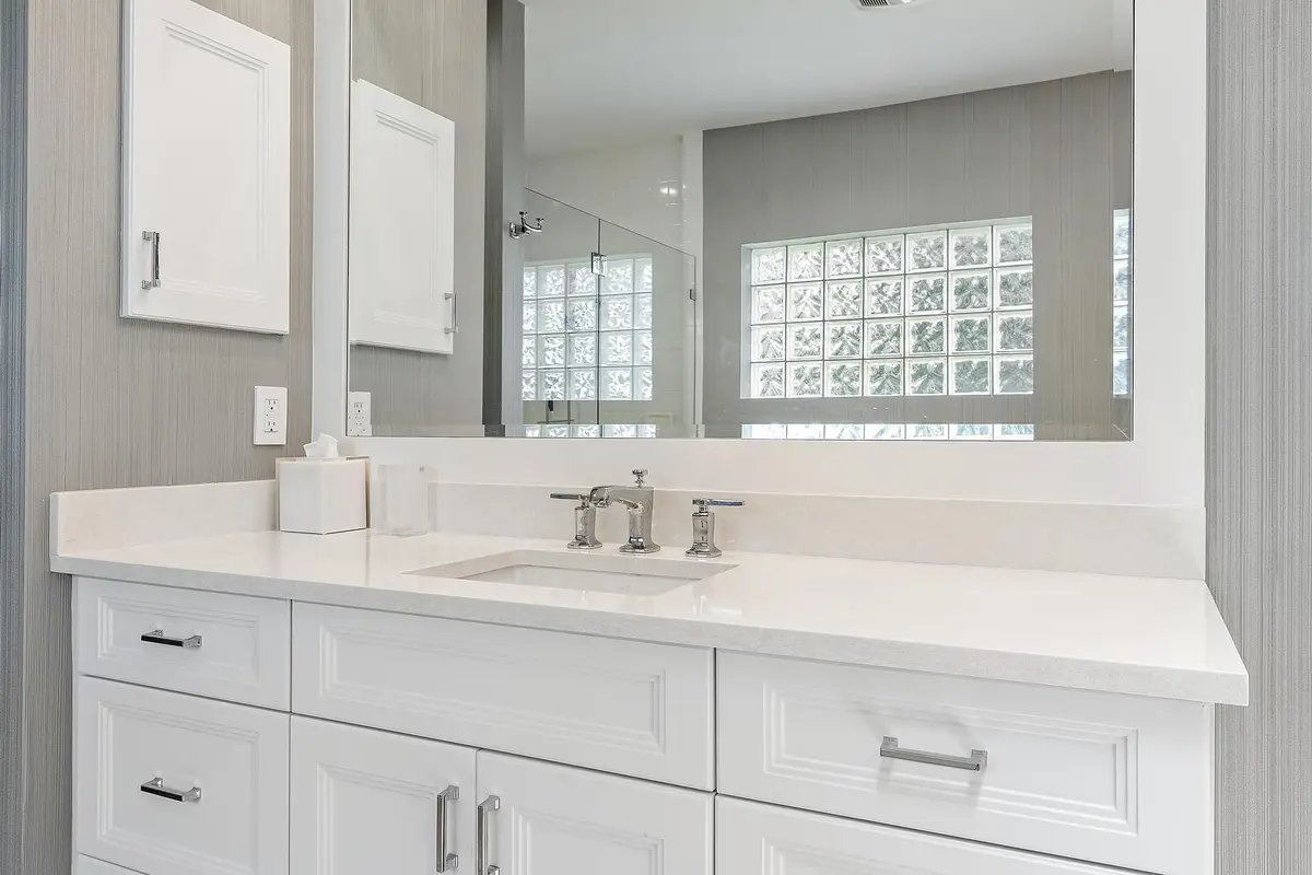 Primary Bath at 4501 Captains Way, Jupiter