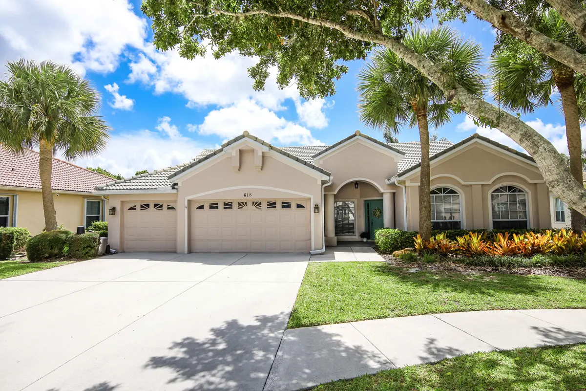 618 Barbuda Front at 618 SW Barbuda Bay, Port St. Lucie