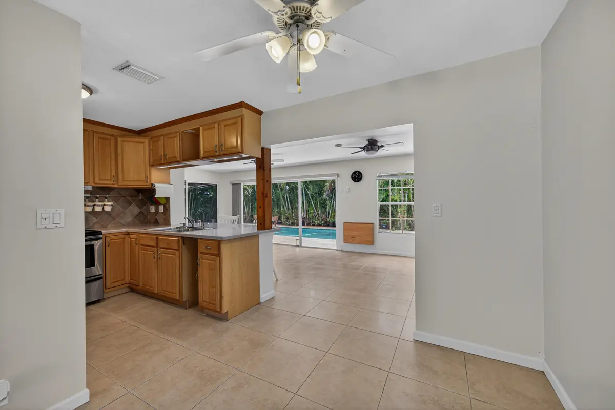 kitchen at 1540 NE 40th Street, Oakland Park