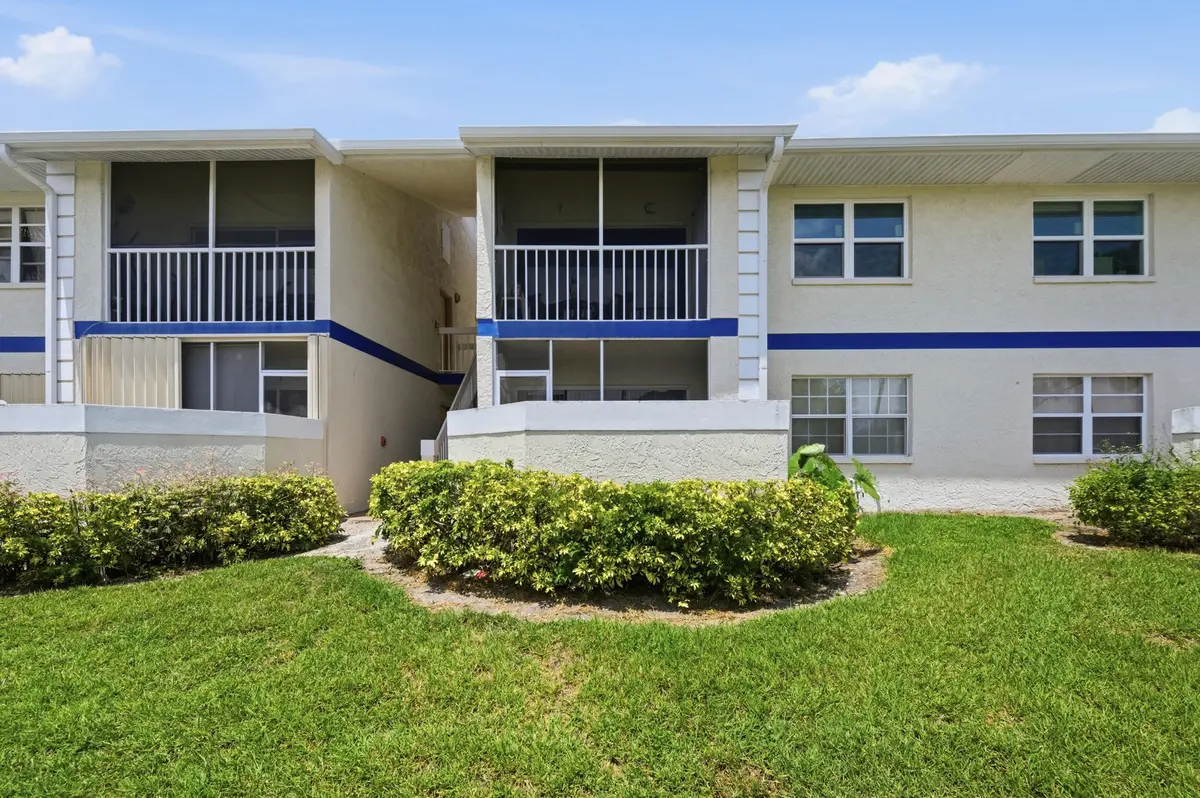 29__dsc8302 at 1530 SE Royal Green Circle 204, Port St. Lucie