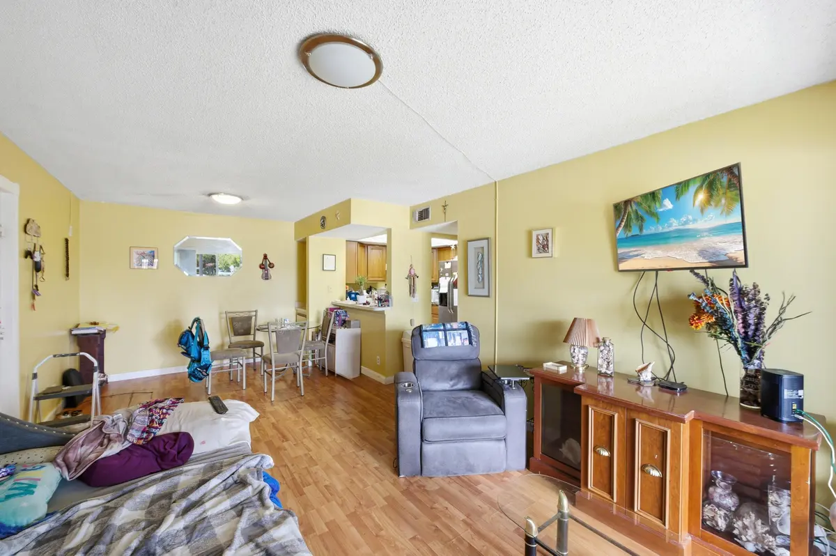 2__dsc8247 at 1530 SE Royal Green Circle 204, Port St. Lucie