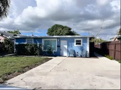 118 SW 12th Avenue, Delray Beach – sold