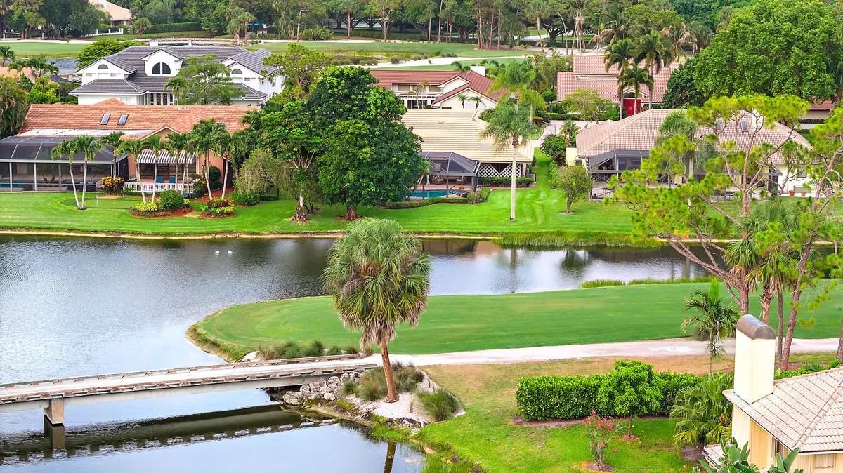 Aerial at 28 Marlwood Lane, Palm Beach Gardens