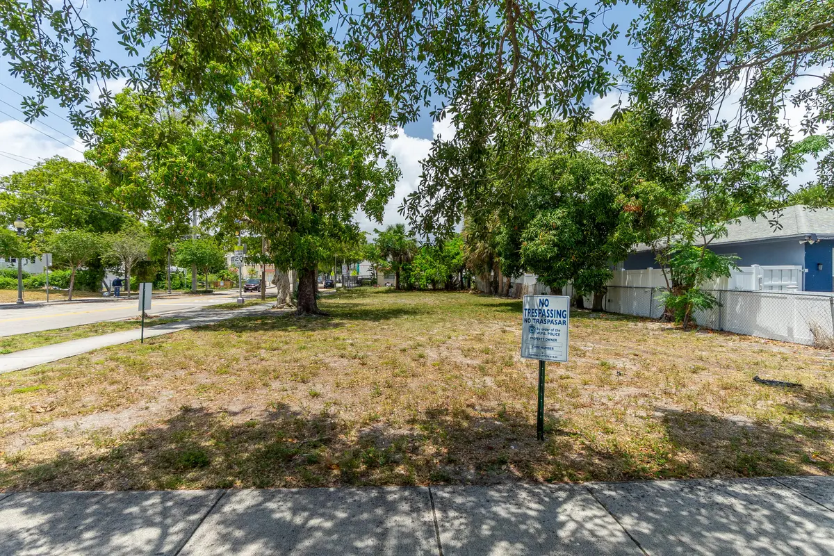 2-print-DSC04611 at 447 20th Street, West Palm Beach
