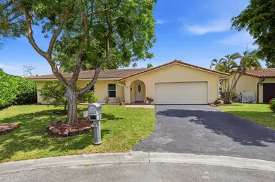 11748 NW 28th Street, Coral Springs – Single Family Residence for sale