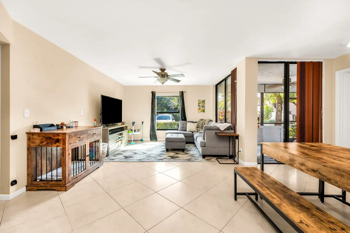 colin52 at 4772 NW 22nd Street 42122, Coconut Creek