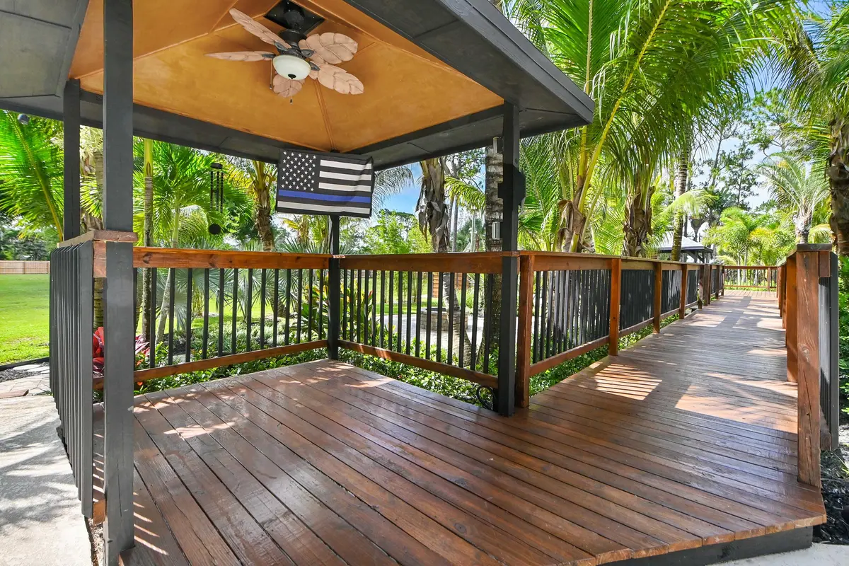 45 deck 04 at 13480 42nd Road, West Palm Beach