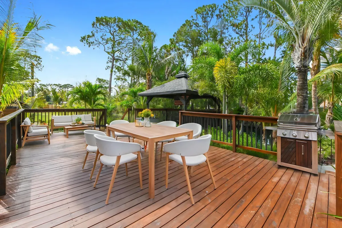 36-deck-01_VS at 13480 42nd Road, West Palm Beach