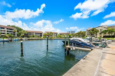 1125 E Marine Way J3l, North Palm Beach – Condominium for sale