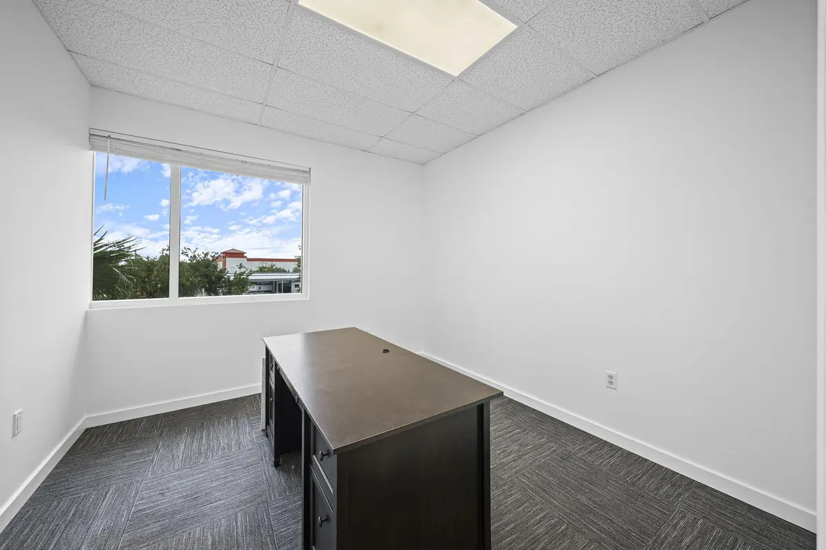 6-web-or-mls-0V8A3419Topaz at 540 NW University Boulevard 206, Port St. Lucie