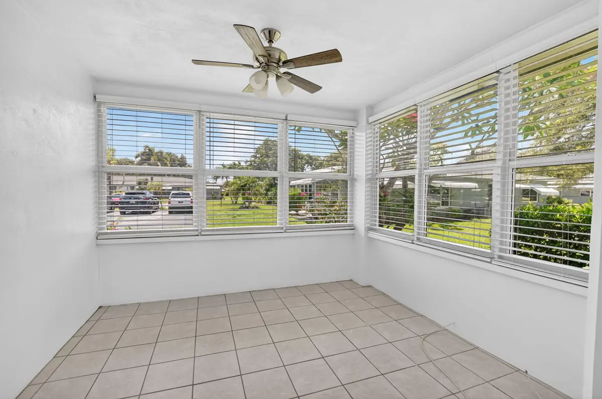 912 South Drive A at 912 South Drive A, Delray Beach