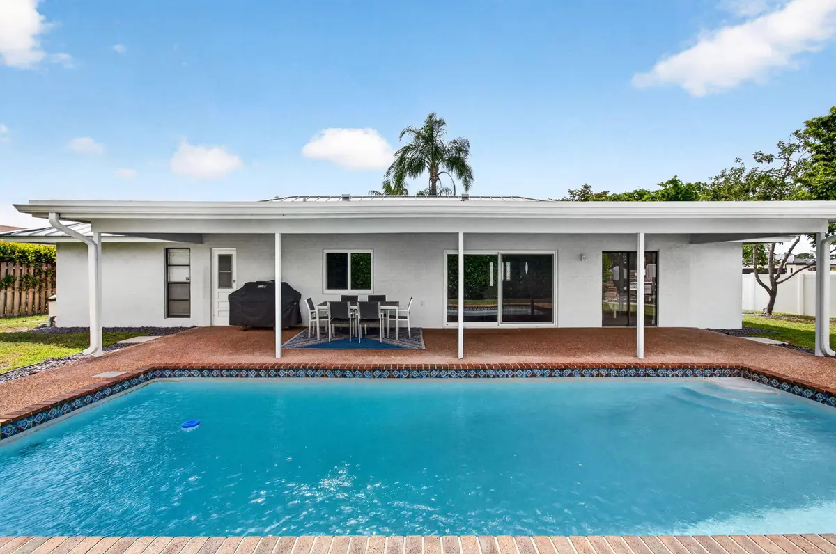 Pool 20 x 30 at 17773 Maplewood Drive, Boca Raton