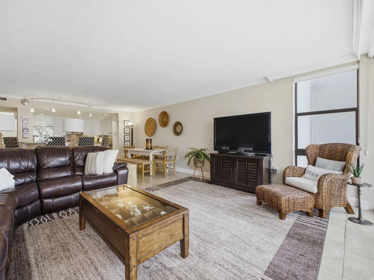 Living at 3009 S Ocean Boulevard 205, Highland Beach
