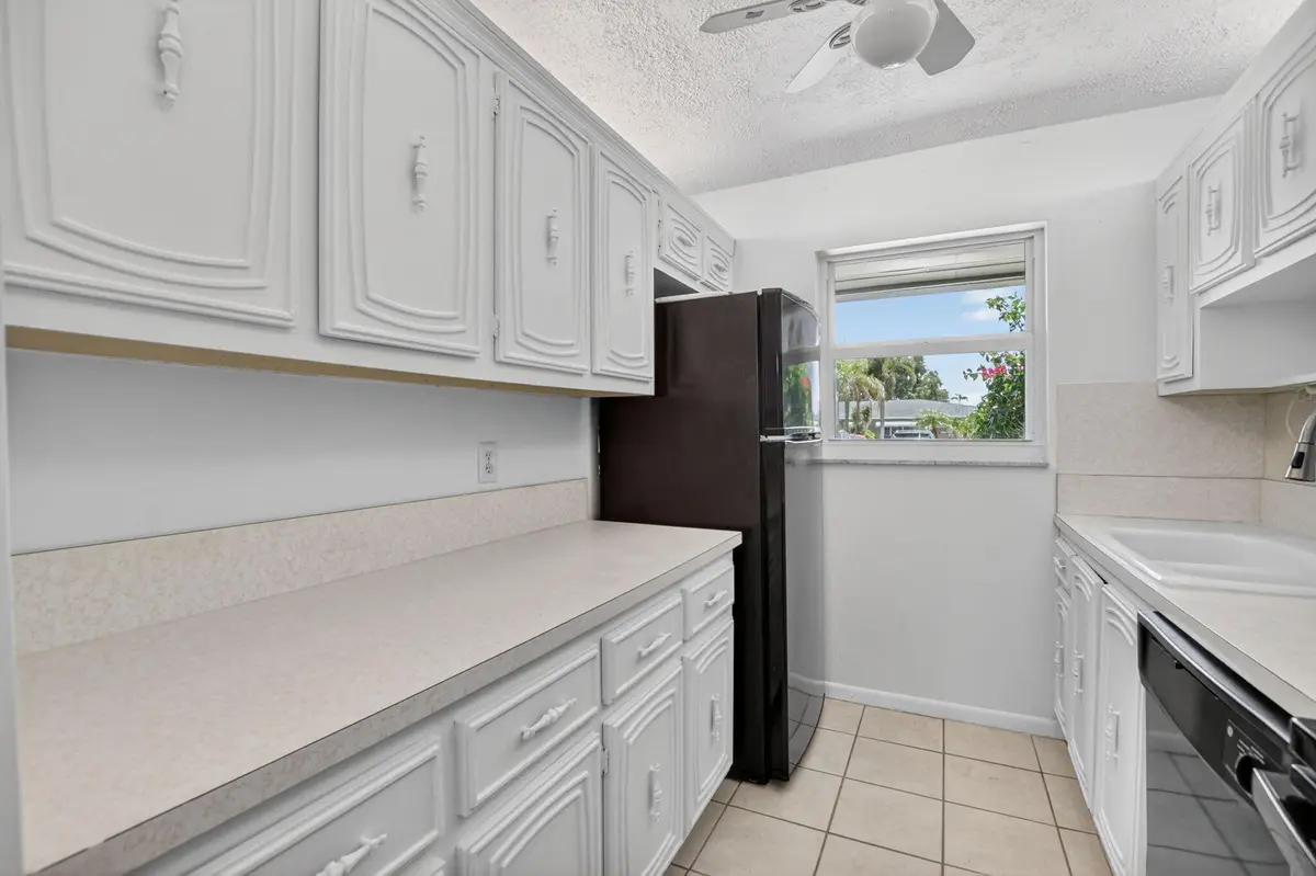 912 South Drive A at 912 South Drive A, Delray Beach