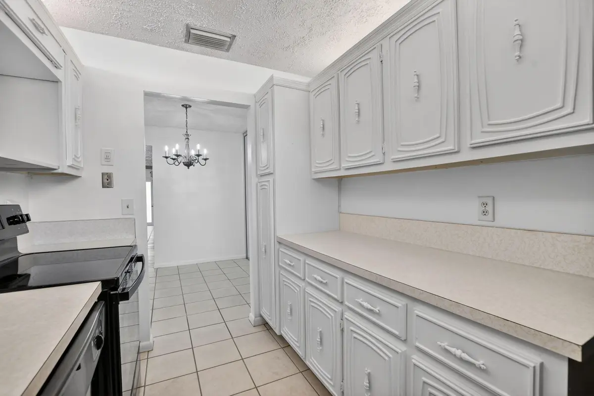912 South Drive A at 912 South Drive A, Delray Beach