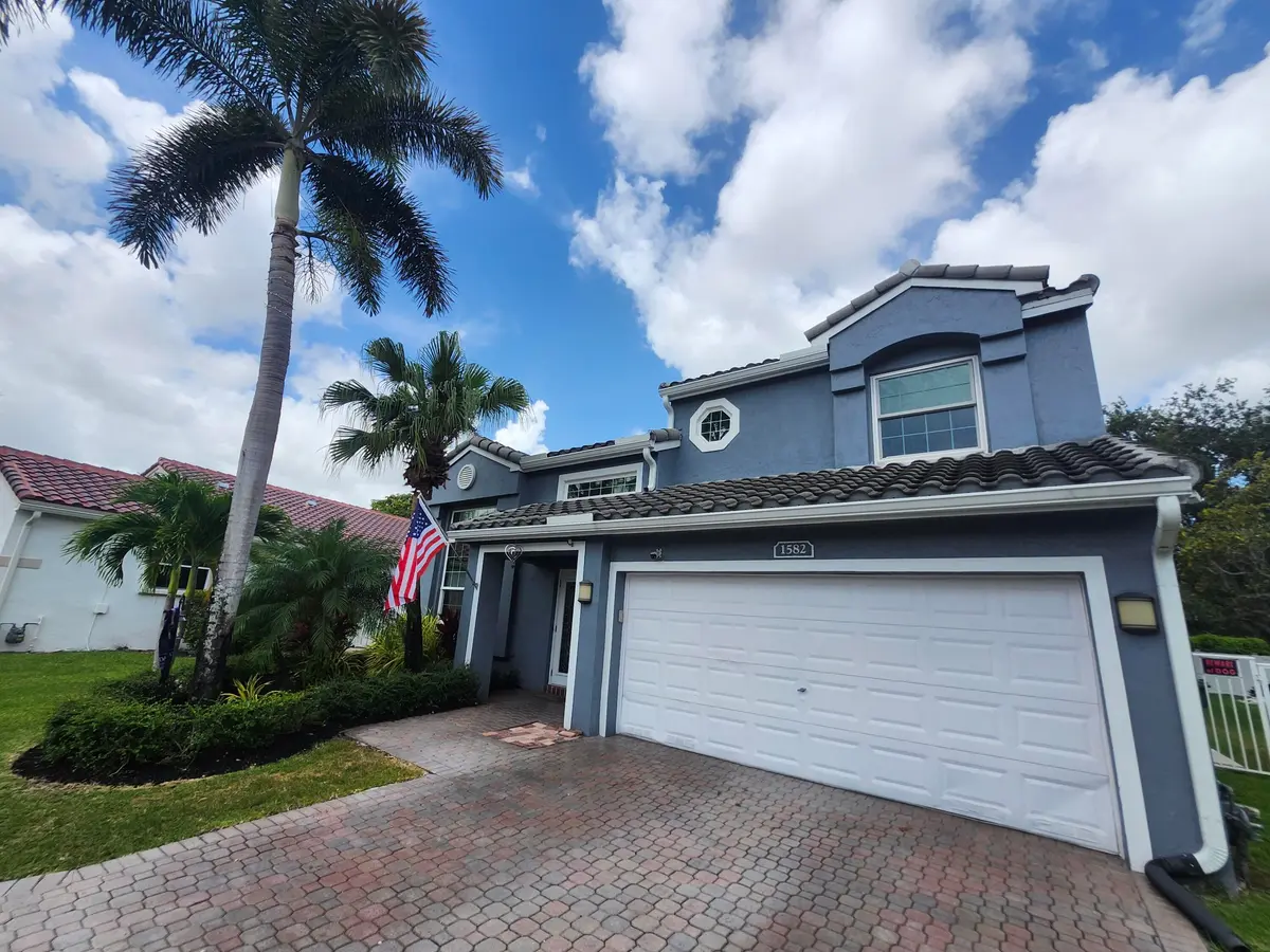 1582 NW 135th Avenue, Pembroke Pines, FL – photo 3