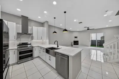 835 NE 17th Way, Fort Lauderdale – sold