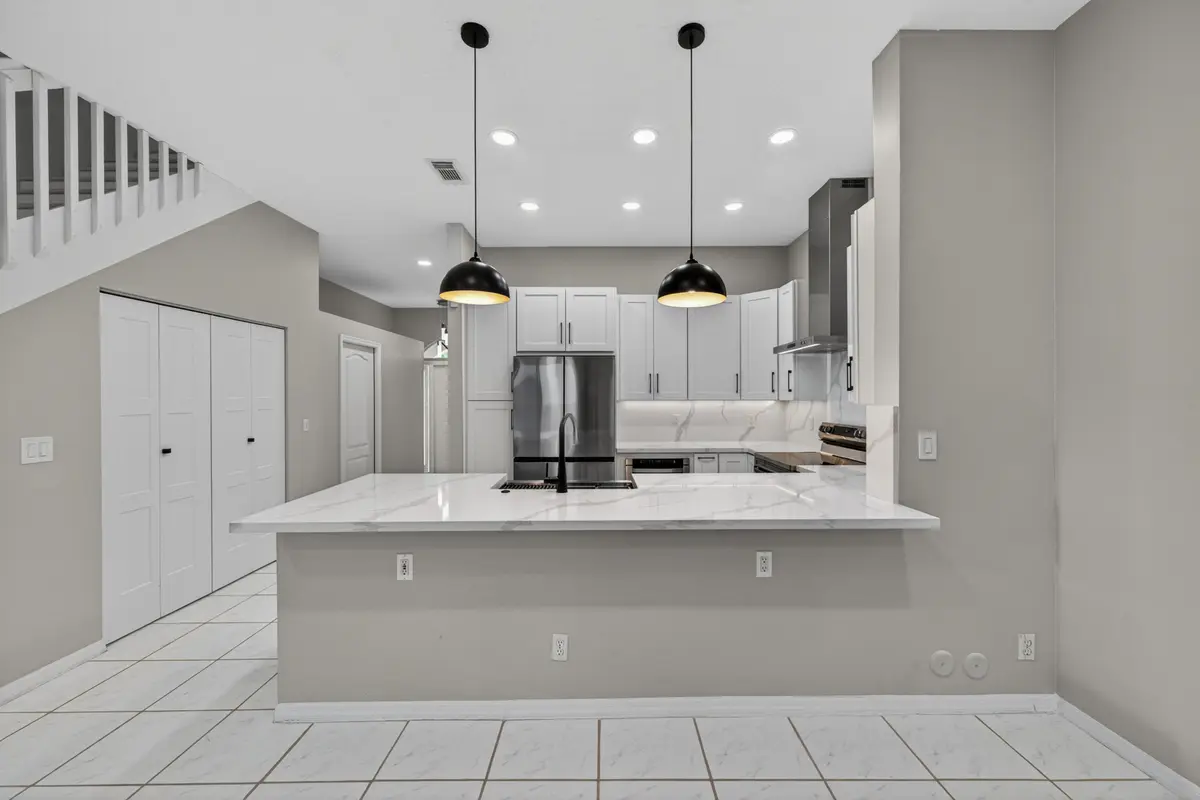 villarroel-11 at 835 NE 17th Way, Fort Lauderdale