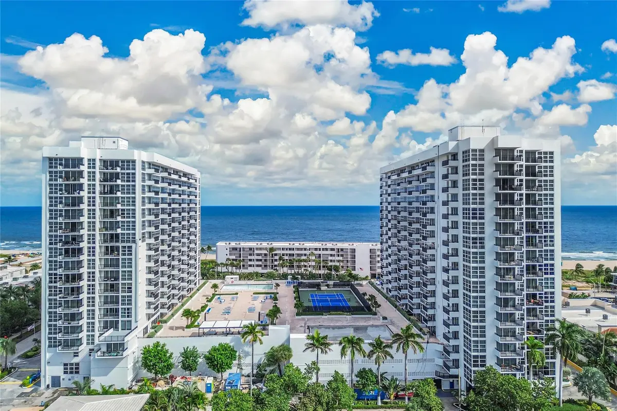 Silver Thatch at 525 N Ocean Boulevard 1916, Pompano Beach