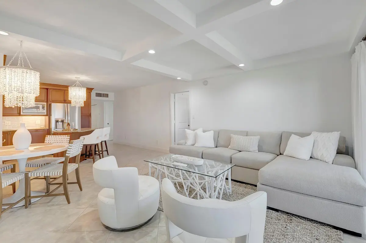 15-web-or-mls-DSC_5136 at 2871 N Ocean Boulevard D506, Boca Raton