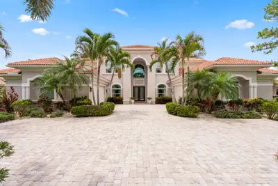 716 SW Squire Johns Lane, Palm City – sold
