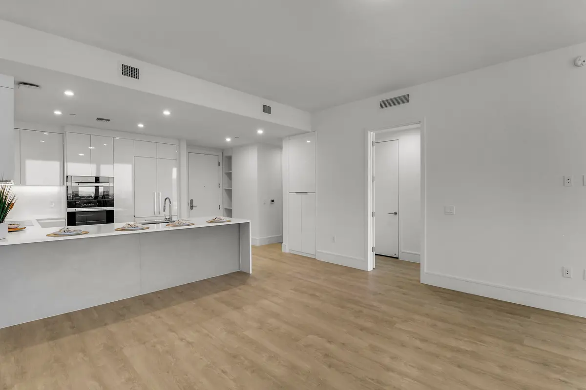 kithen angle at 220 Lake Shore Drive 815, Lake Park