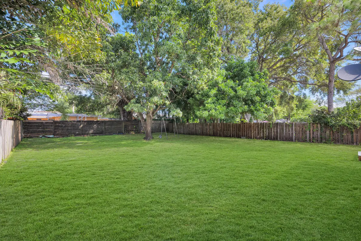 713 NE 35th Street, Oakland Park, FL – photo 7