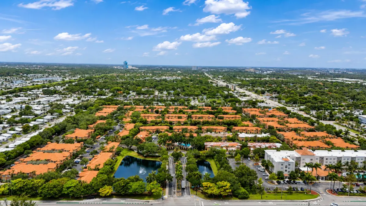 D4 at 2154 Anchor Court, Dania Beach