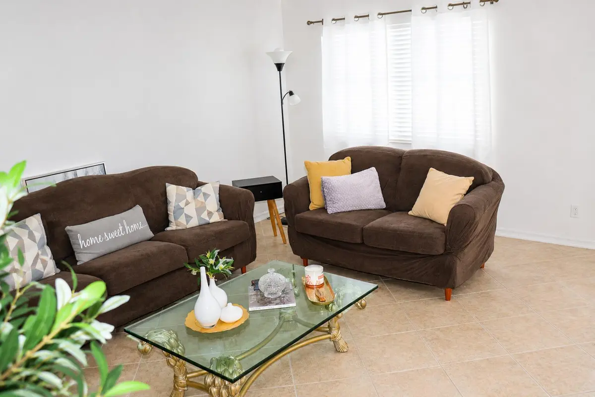 Large living room at 148 Tuscany B, Delray Beach