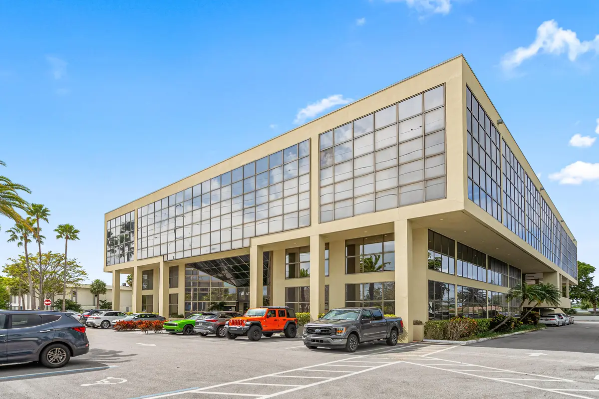 The Atrium Building at 631 Us-1, North Palm Beach
