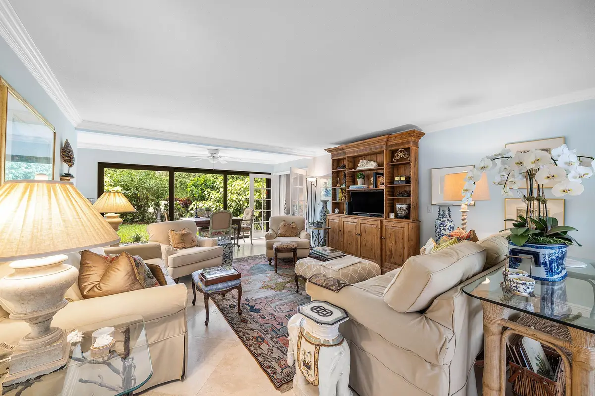 Interior living area at 4233 A Quail Ridge Drive Sandpiper, Boynton Beach