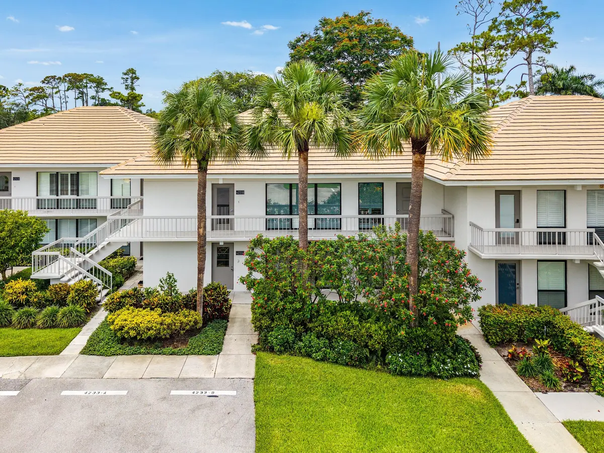 Aerial view at 4233 A Quail Ridge Drive Sandpiper, Boynton Beach