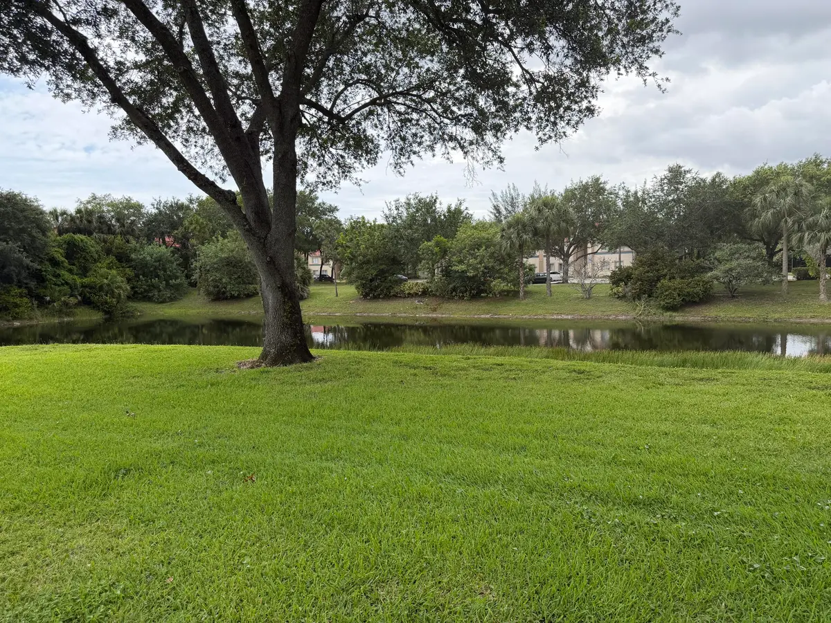 IMG_3881 at 212 Lake Susan Lane, West Palm Beach