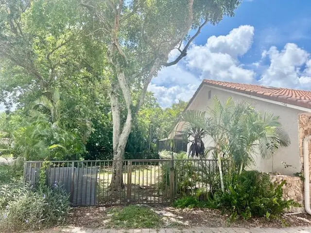 IMG_6518 at 501 NW 107th Terrace, Coral Springs