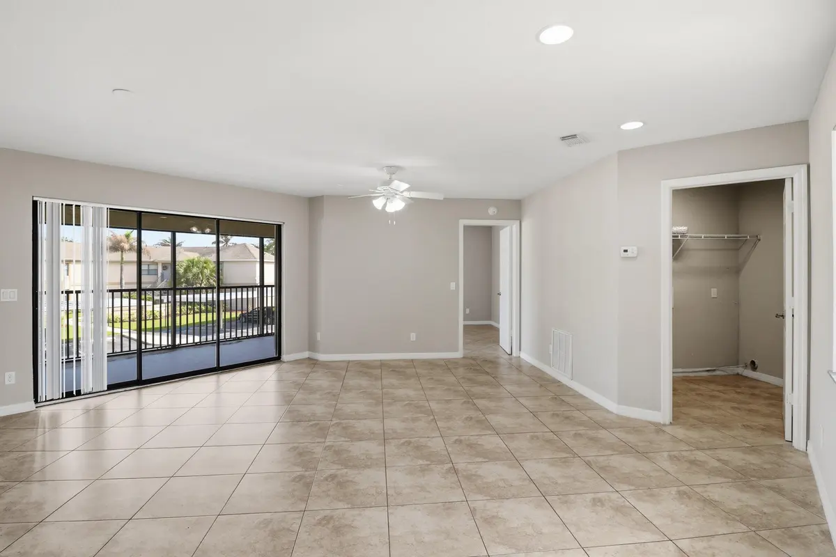 IMG_8870 at 2625 Heathcote Drive 2631, Fort Pierce