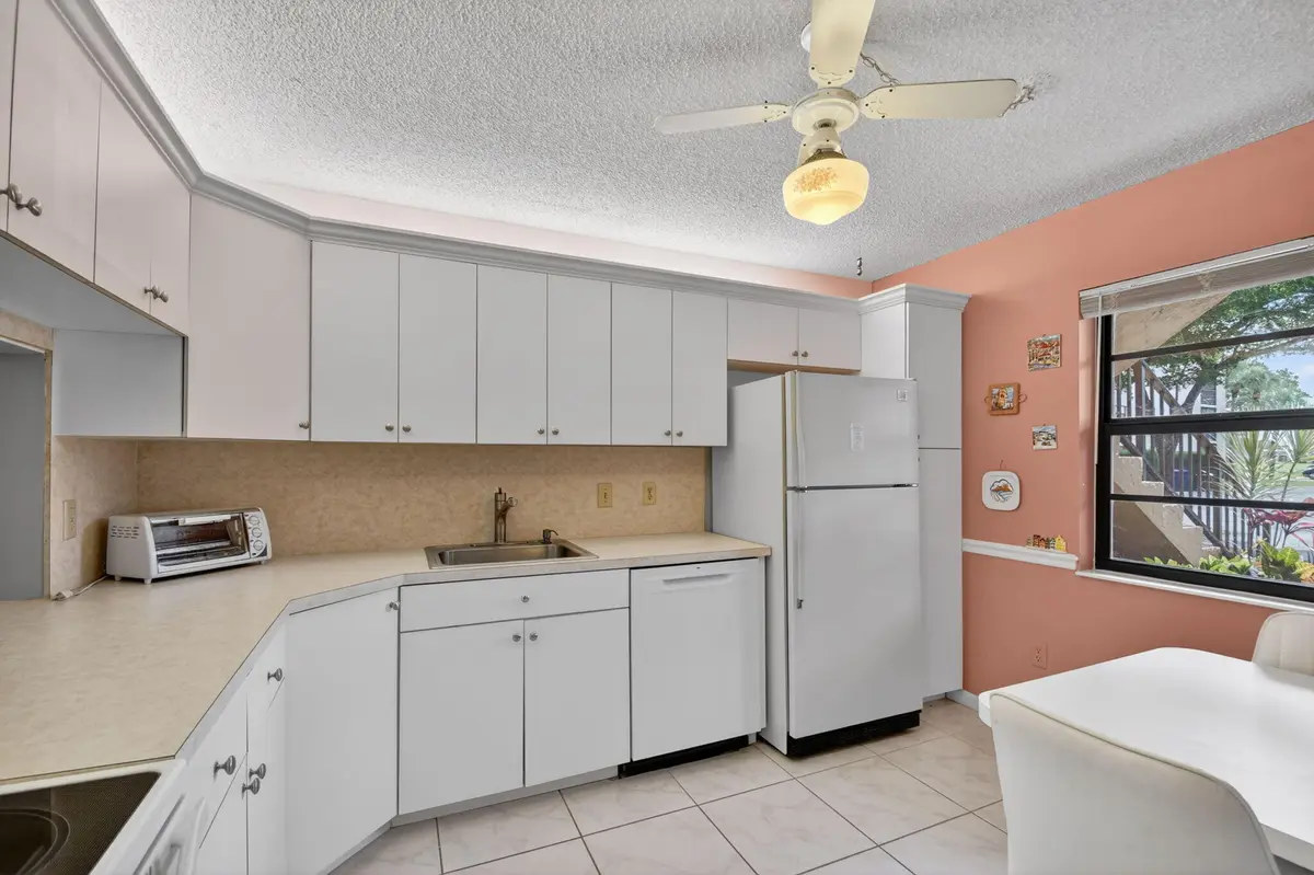 6-web-or-mls-DSC_1716 at 145 Lake Nancy Lane 128, West Palm Beach