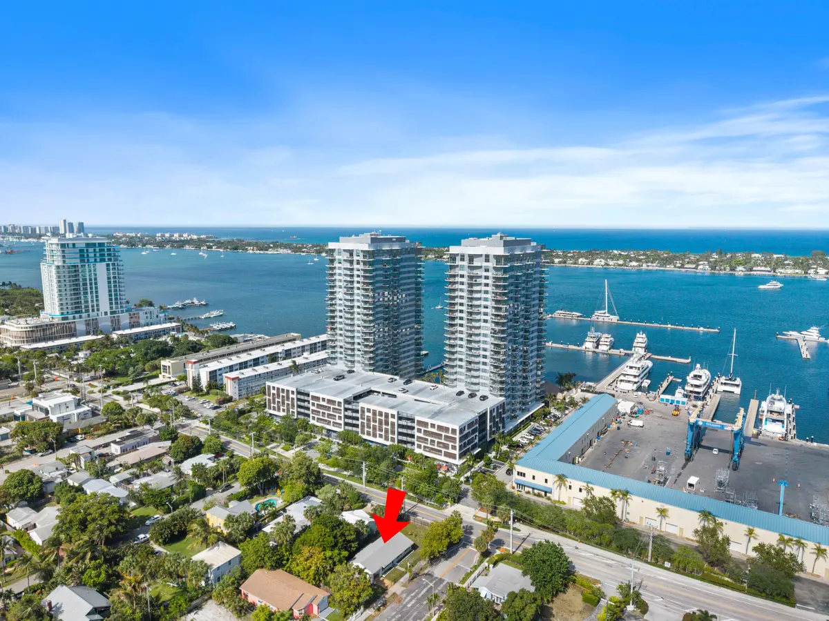 36_dji_20260522163719_0076_d1 at 401 42nd Street, West Palm Beach