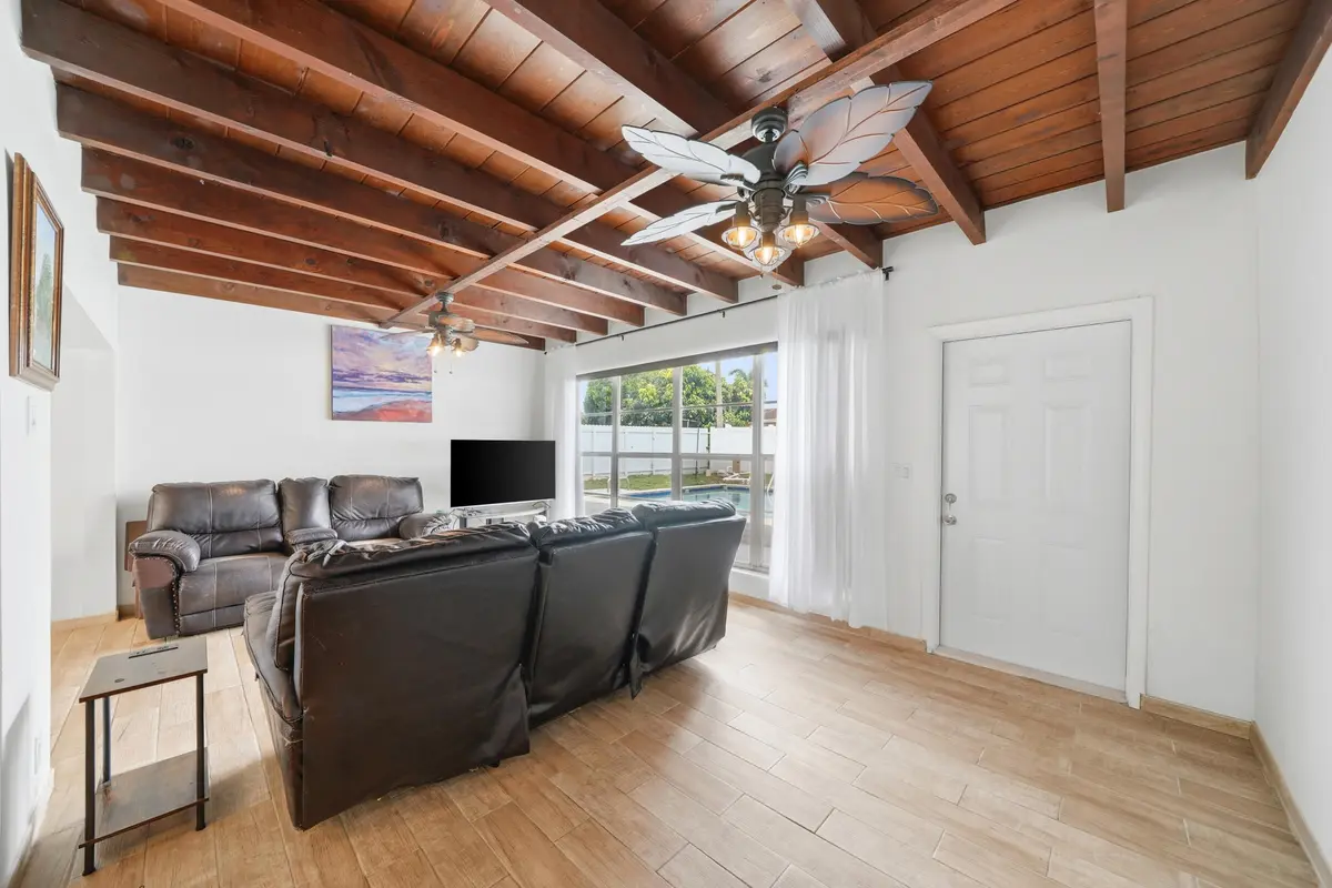 7000 Hope Street, Hollywood, FL – photo 8