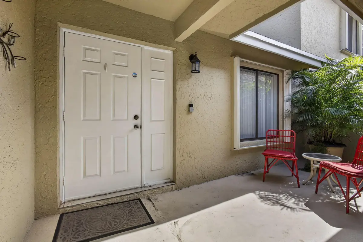 14-web-or-mls-BS1A0021 at 1101 Maplewood Drive, Greenacres