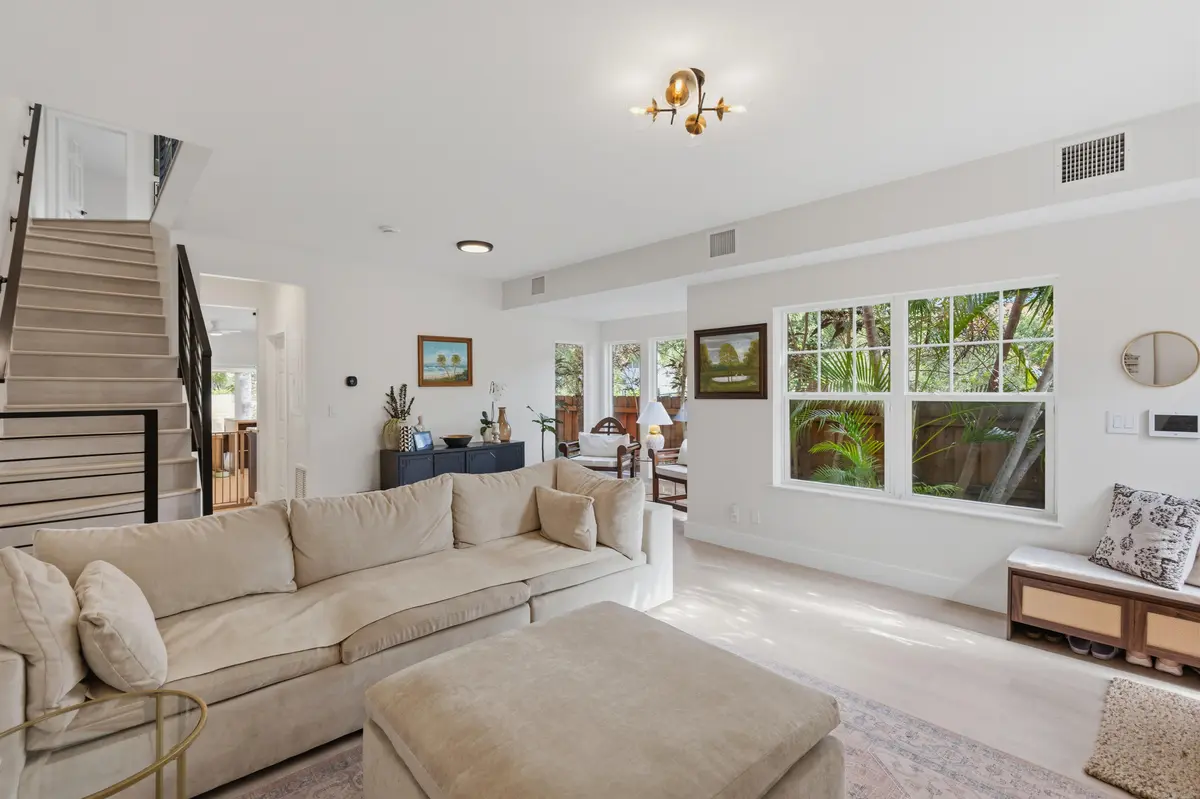 DSC05784 at 645 NW 2nd Avenue, Fort Lauderdale