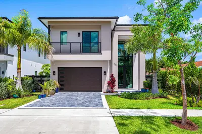 239 NE 11th Street, Delray Beach – Single Family Residence for rent