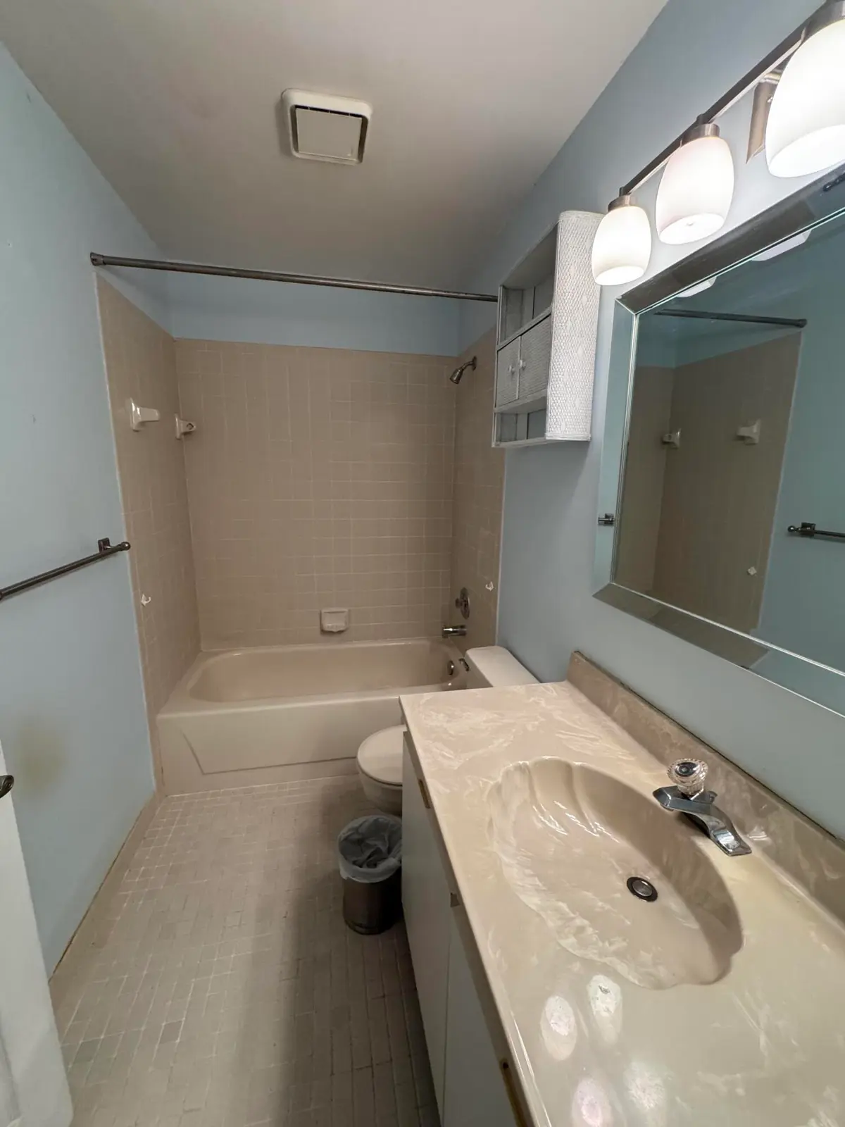second Bathroom at 23 Buxton Lane, Boynton Beach