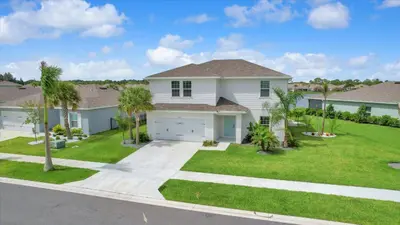 102 Pummelo Place, Fort Pierce – Single Family Residence for sale