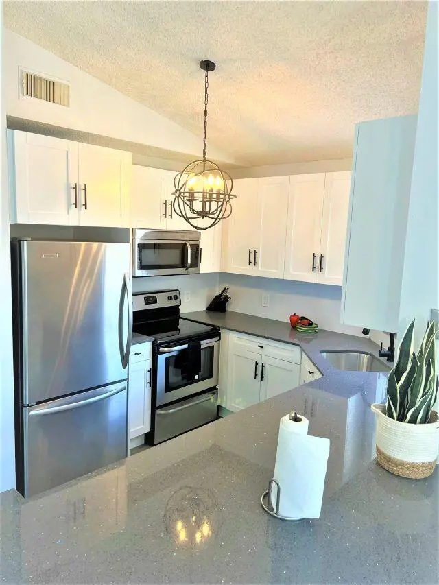 kitchen (1) at 2812 Stoneway Lane Unit B, Fort Pierce