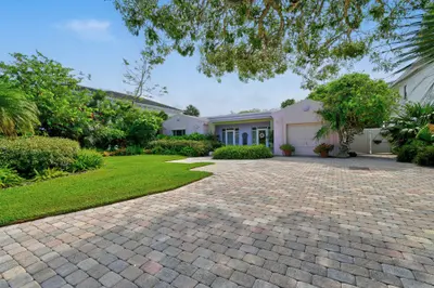 12831 Inshore Drive, Palm Beach Gardens – Single Family Residence for sale