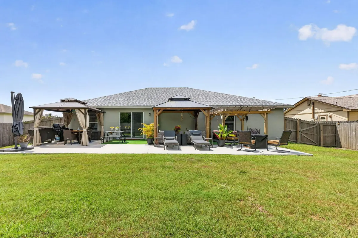 Exterior Back at 473 SE Streamlet Avenue, Port St. Lucie