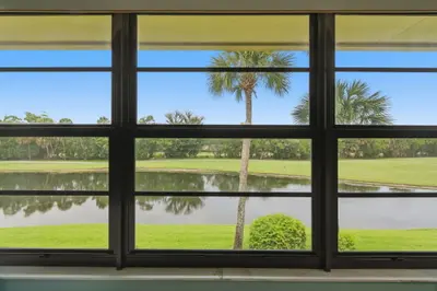 29 Plantation Drive 202, Vero Beach – Condominium for sale